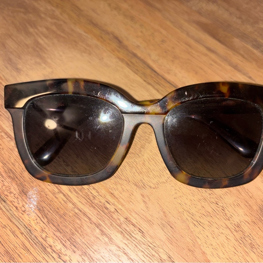 Diff Eyewear Tortoise Frame Sunglasses - image 1